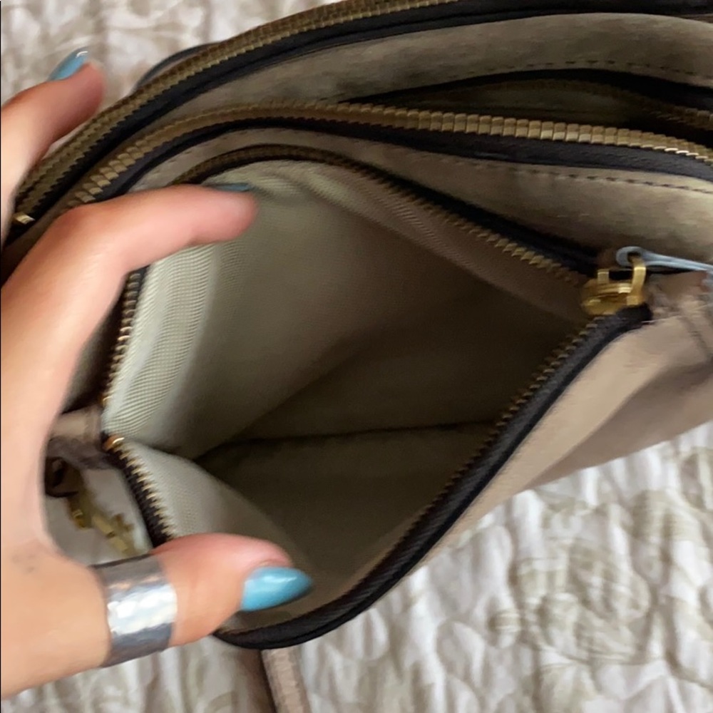 FOSSIL PURSE - Picture 7 of 9